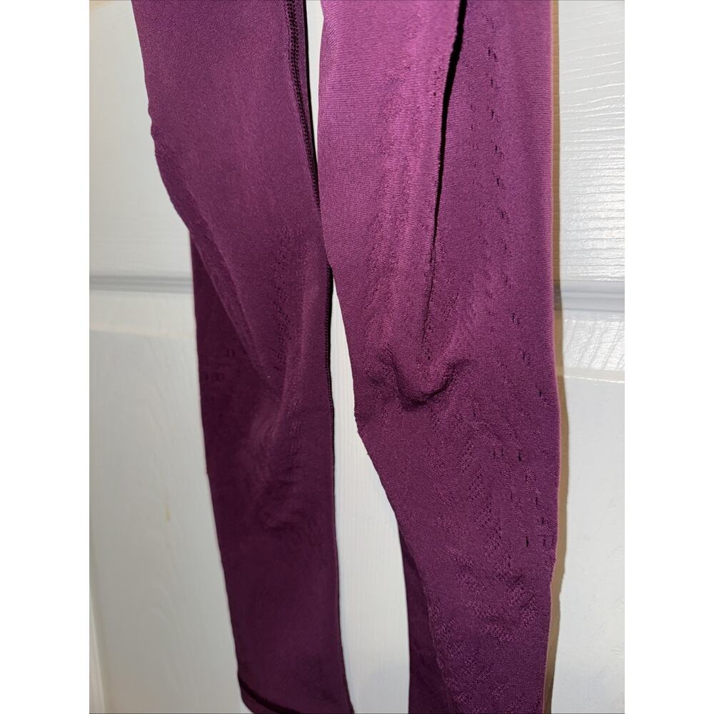 ATHLETA Warp Knit 7/8 Tight Yoga Pant Womens Size XXS Velvet‎ Plum Purple - Picture 6 of 9